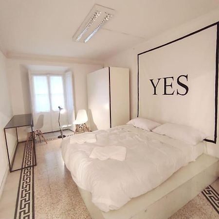Bel Appartement Dans Le Centre De Mailand Exterior foto